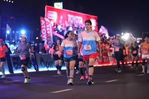 BIB: 18802
                            <button type="button" onclick="openModal(20721056)" class="btn btn-primary btn-sm float-right btn-popup" data-toggle="modal" data-target=".modal-high-quality">
                        <i class="fas fa-shopping-cart"></i> Add to Cart
                    </button>
                                            <button type="button" onclick="isThisMe(20721056, true)" class="btn btn-success btn-sm float-right btn-popup btn-isme hidden" data-toggle="tooltip" data-placement="bottom" title="นี่คือรูปของคุณใช่ไหม คลิกที่นี่เพื่อเอาเข้าอัลบั้ม">
                        <i class="fas fa-plus"></i> Add to album
                    </button>
                    <button type="button" onclick="isThisMe(20721056, false)" class="btn btn-warning btn-sm float-right btn-popup btn-isnotme hidden">
                        <i class="fas fa-ban"></i> Remove from album
                    </button>
